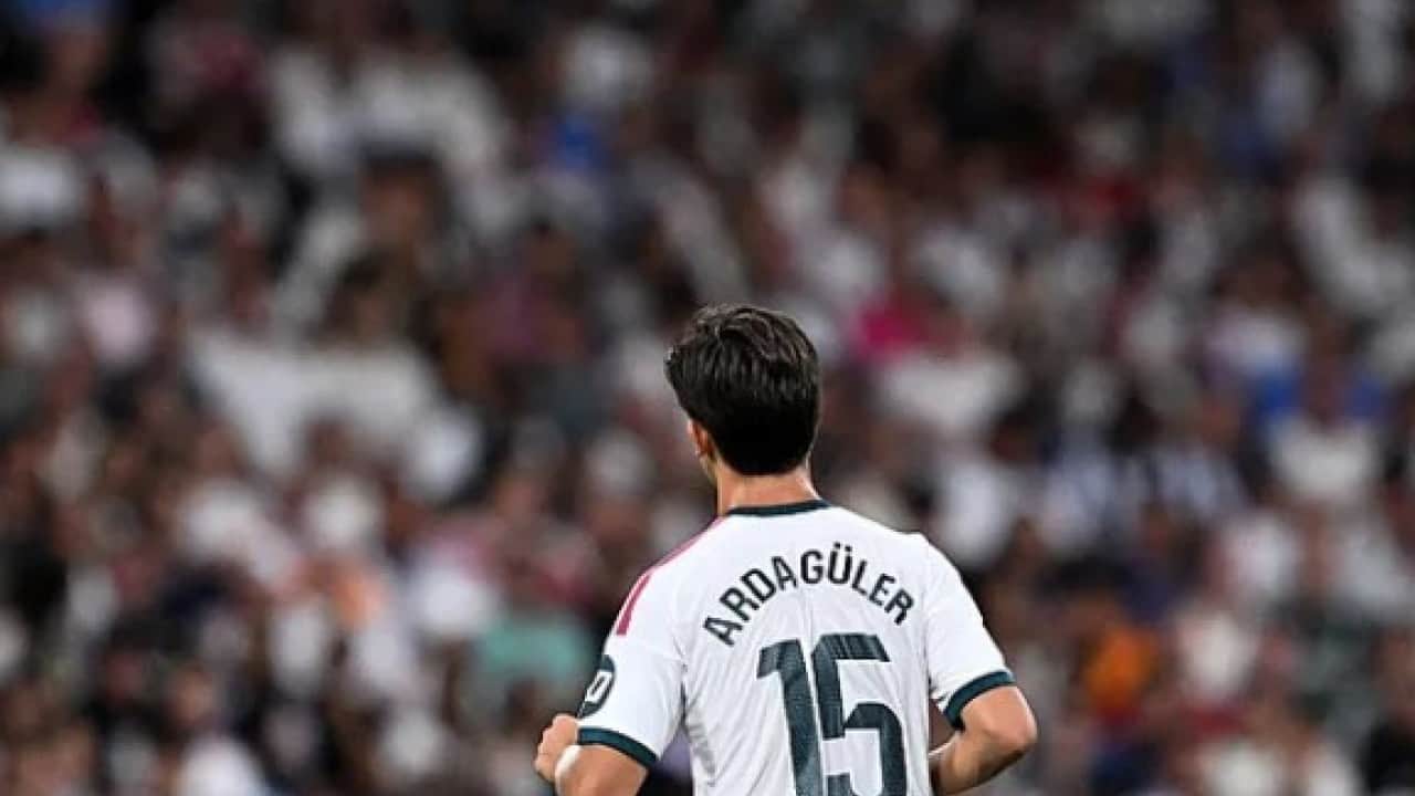 Foto - Arda Güler 6 yıl daha Real Madrid forması giyecek