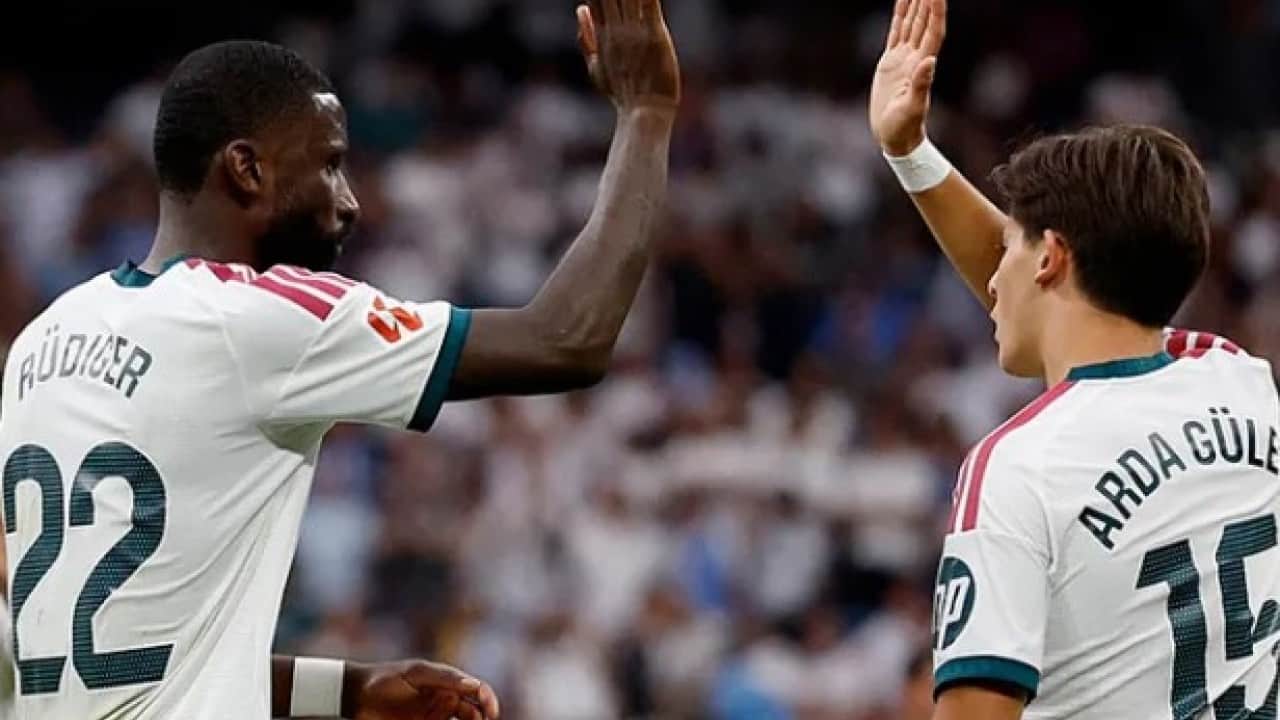 Foto - Arda Güler 6 yıl daha Real Madrid forması giyecek