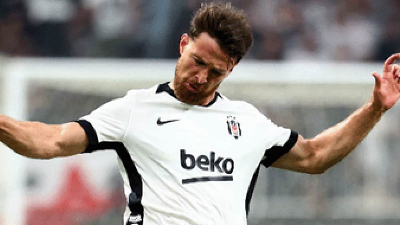 Foto - Arkayı süpürürüm dedim... Salih Özcan'dan flaş açıklama! 'Şampiyon olacak takımız'