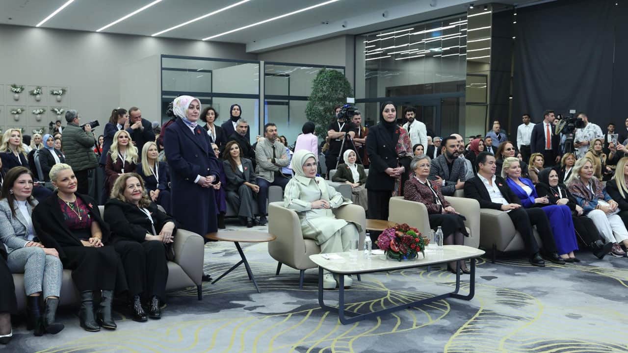 Foto - 'Artsın Eksilmesin' pazarını Emine Erdoğan açtı! İhtiyaç sahipleri nefes alacak: Bir alışveriş bin iyilik! 