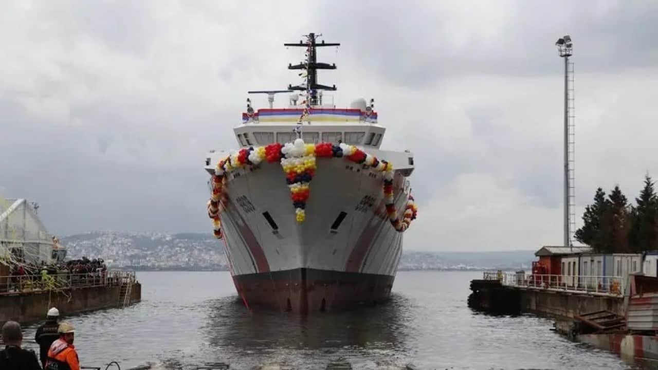 Foto - Asya ülkesi 'yeni bir çığır açılıyor' deyip Türkiye'den savaş gemisi aldı: Gemiyi törenle suya indirdiler