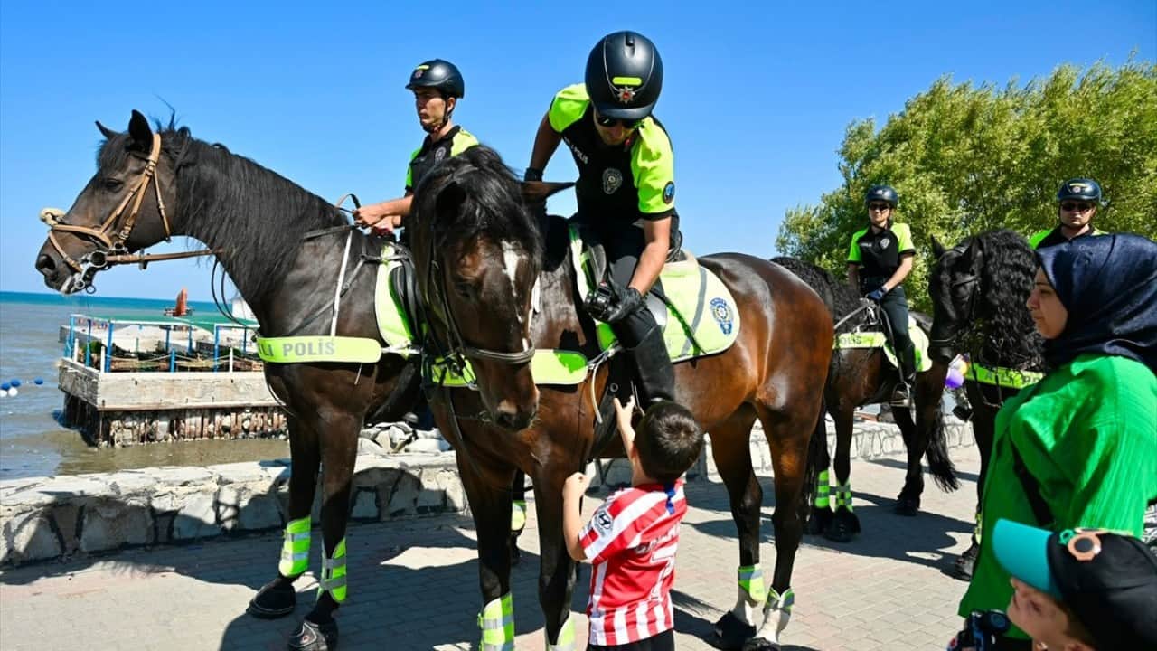 Foto - Atlı Polis Birliği, Malazgirt Zaferi etkinlikleri için Bitlis'te