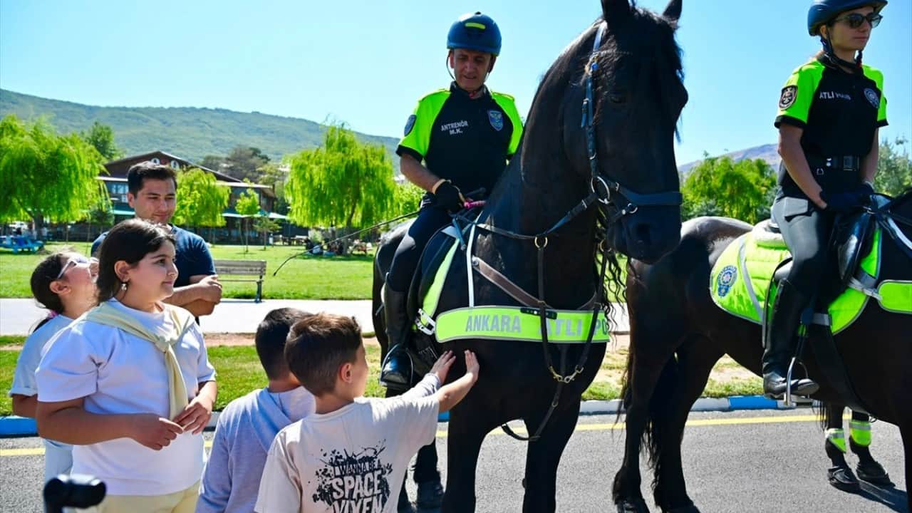 Foto - Atlı Polis Birliği, Malazgirt Zaferi etkinlikleri için Bitlis'te