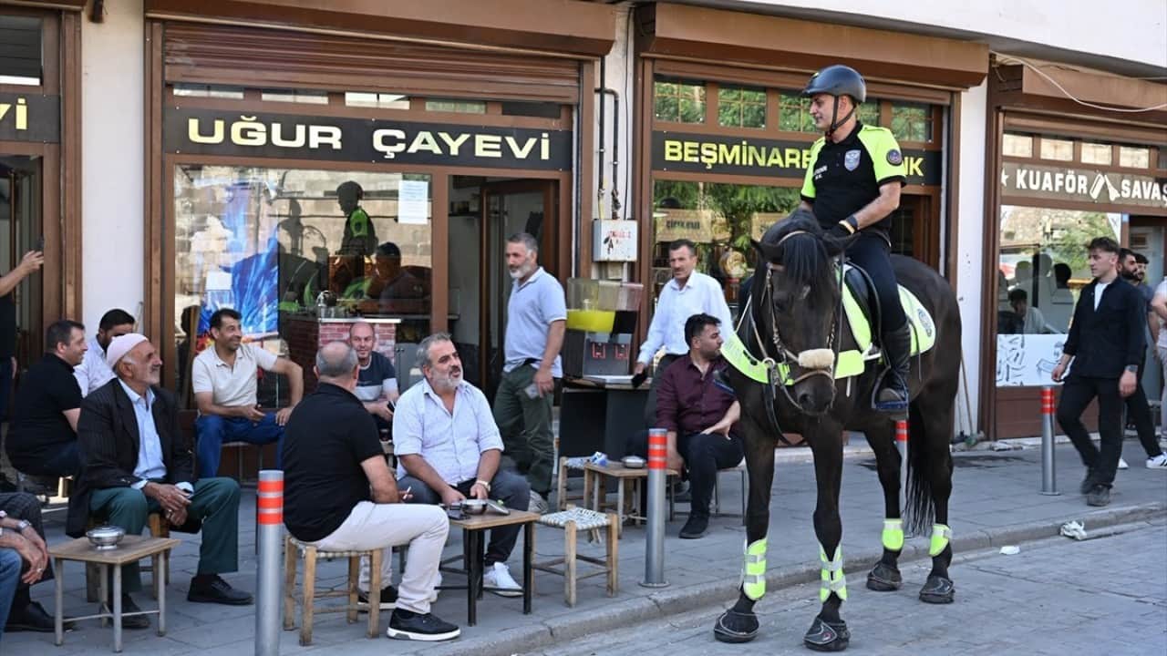 Foto - Atlı Polis Birliği, Malazgirt Zaferi etkinlikleri için Bitlis'te