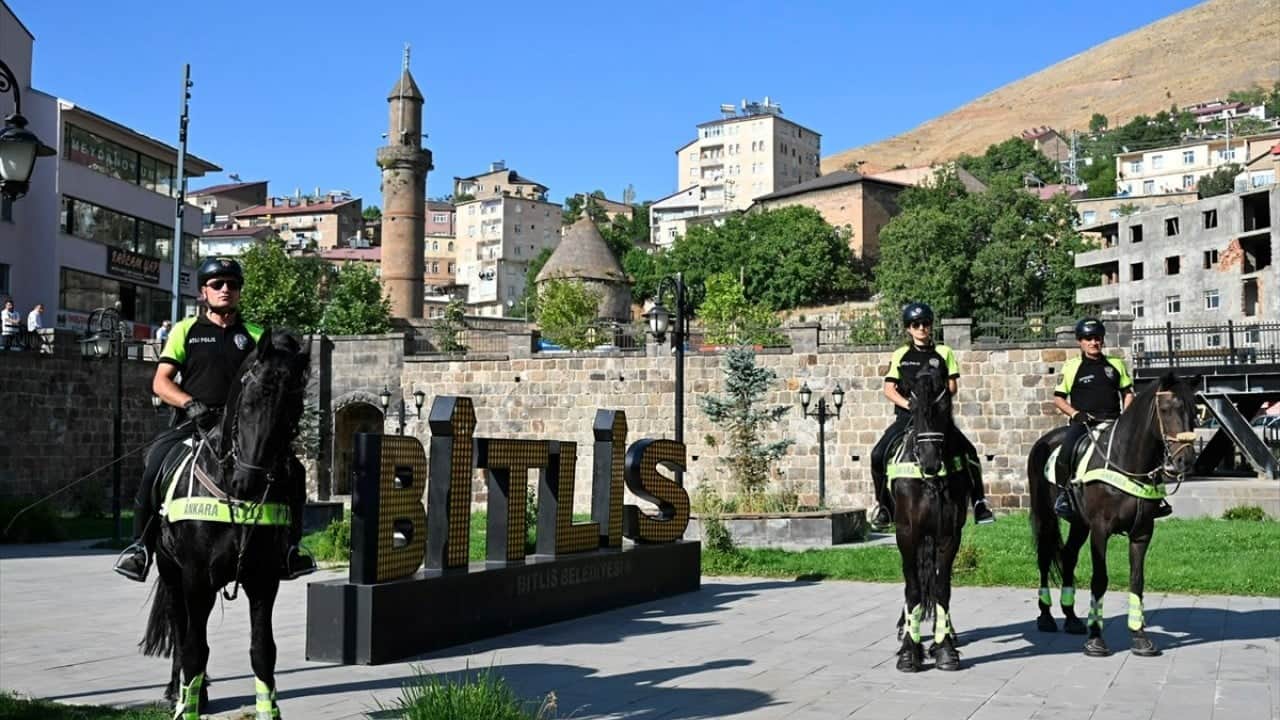 Foto - Atlı Polis Birliği, Malazgirt Zaferi etkinlikleri için Bitlis'te