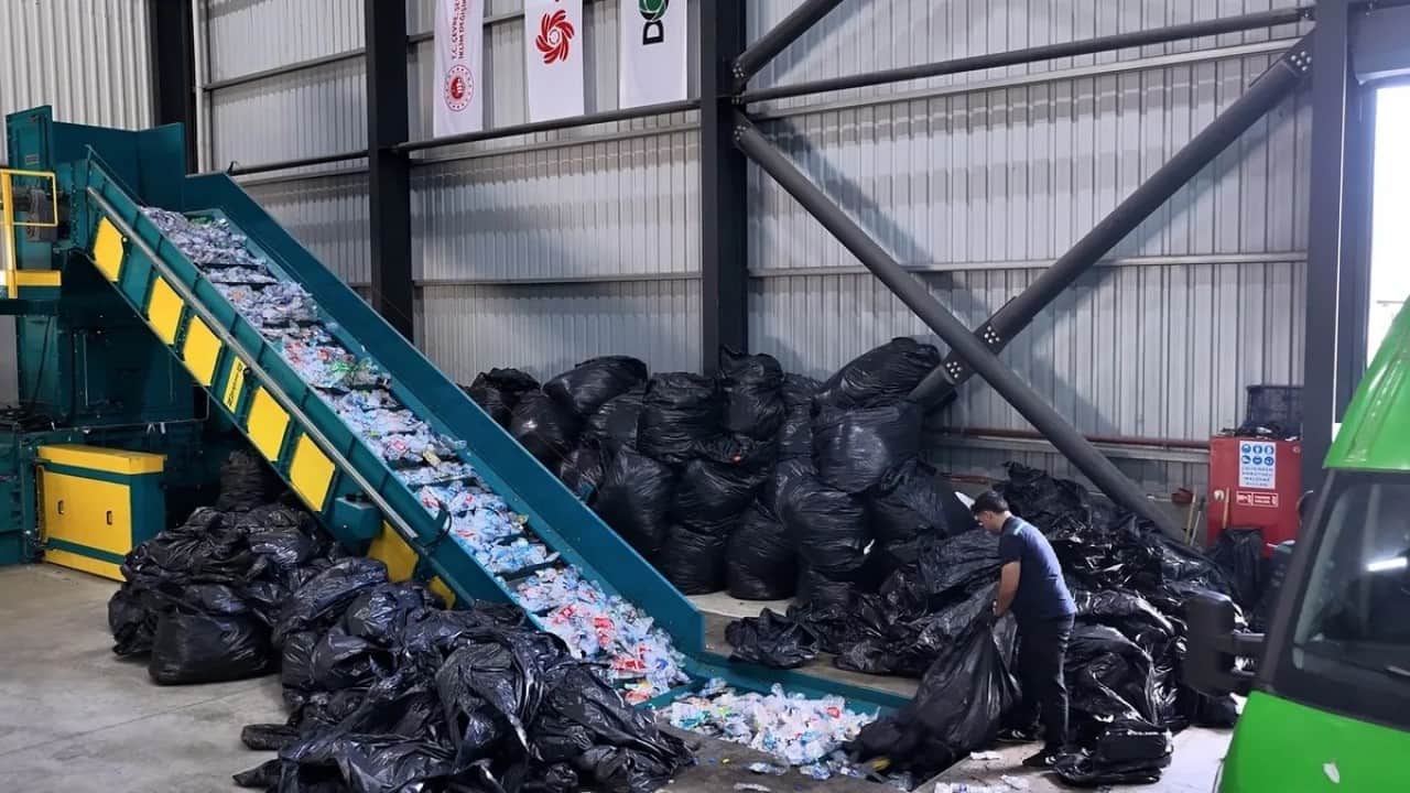 Foto - ‘Atmıyoruz, çevreye ve ekonomiye katkı sağlıyoruz’ 200 milyon adet ambalaj toplandı