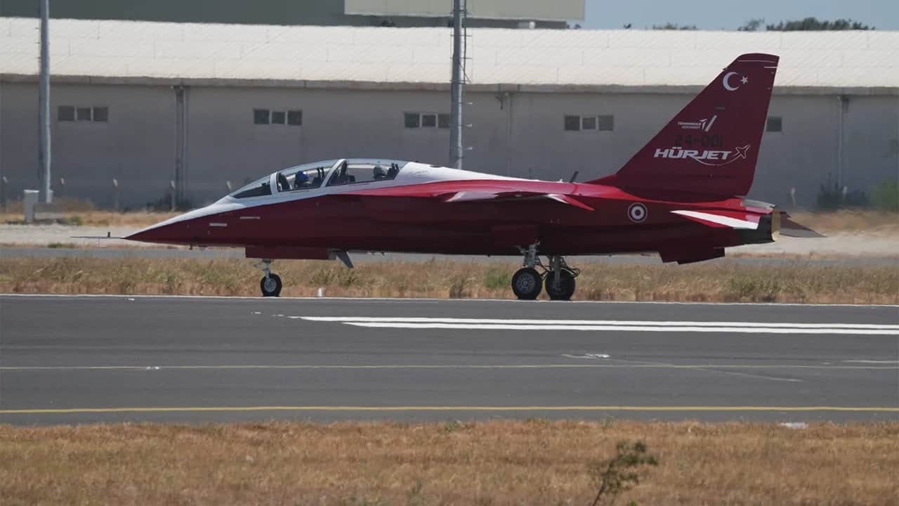 Foto - Avrupa peşinden koşuyor: Milli jet HÜRJET’in teslimat takvimi resmen açıklandı