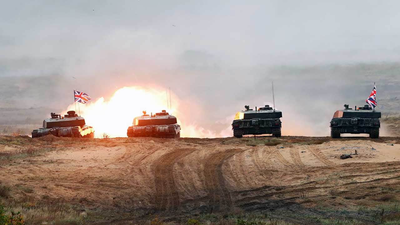 Foto - Avrupa'nın kudretli gücü tükenmiş! Ordusunda tanktan çok at var