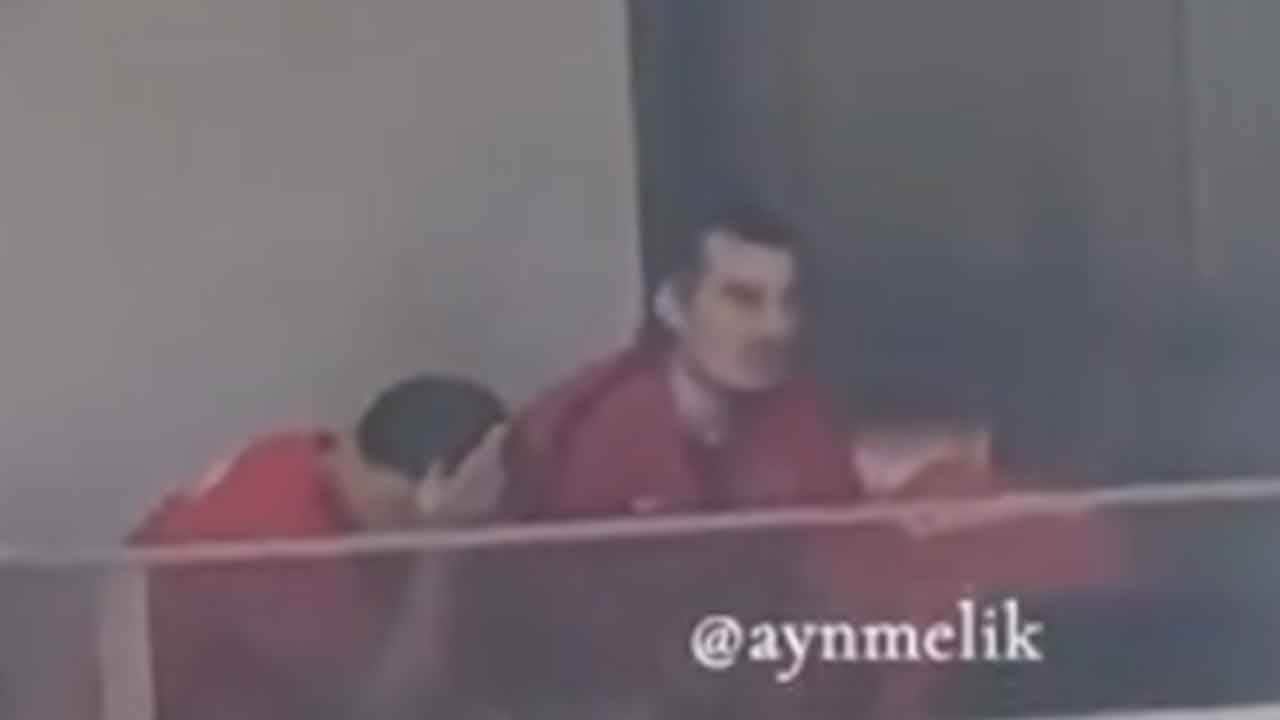 Foto - Avustralya maçına saatler kala Milli Takım kampında skandal: 3 futbolcu balkonda gizlice kameraya alındı