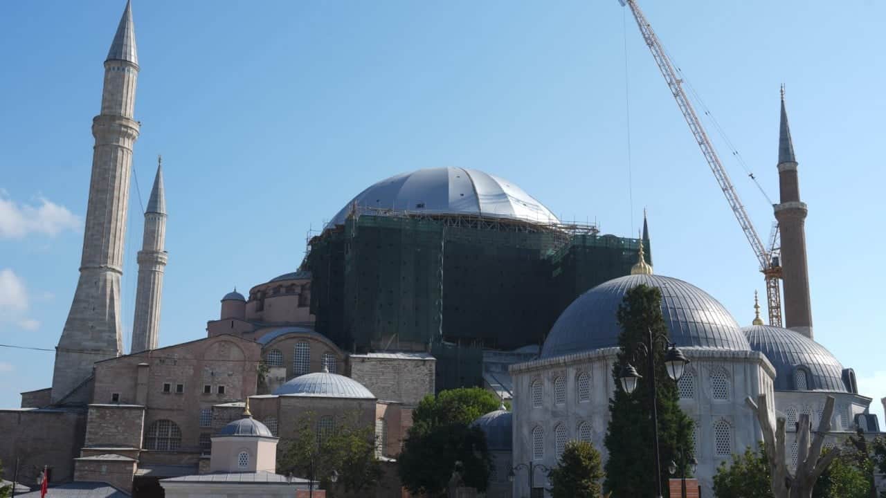 Foto - Ayasofya'da İbadet ve ziyaret akışı geçici düzenlemelerle devam edecek! Bakan Ersoy: Her adımı bilimsel hassasiyetle atıyoruz