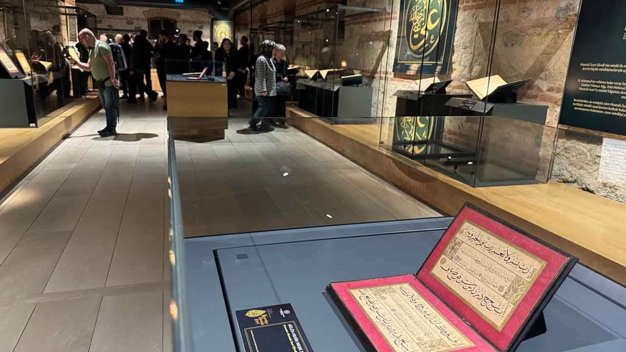 Foto - Ayasofya'yla özdeşleşen hattata 150. yıl vefası: Kazasker Mustafa İzzet Efendi anısına özel sergi