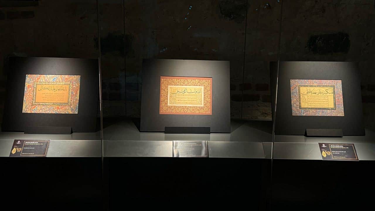 Foto - Ayasofya'yla özdeşleşen hattata 150. yıl vefası: Kazasker Mustafa İzzet Efendi anısına özel sergi