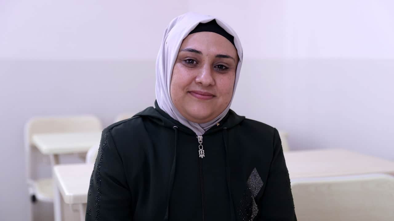 Ayşe ‘çalış’tı ve başardı! Çocuklarına destek için okuma yazma öğrendi
