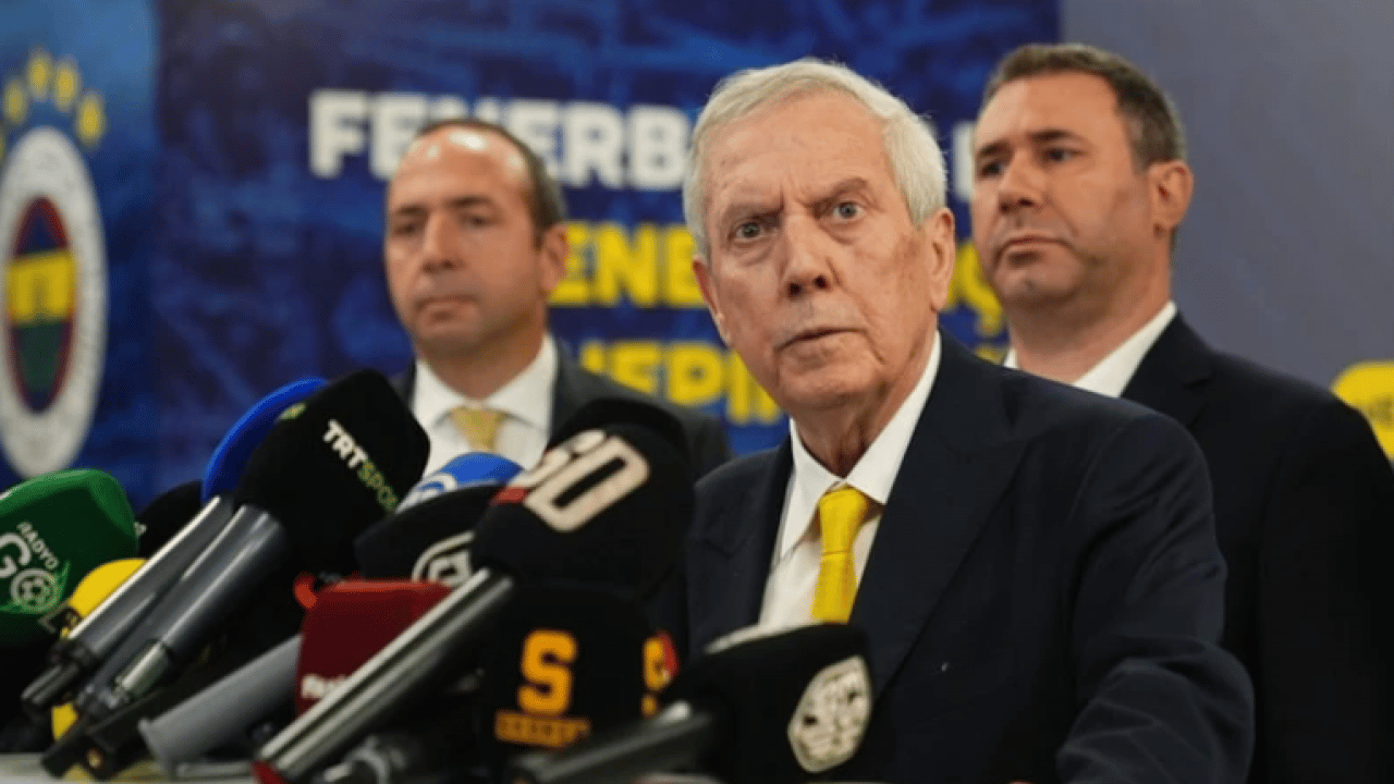Foto - Aziz Yıldırım'dan Halil Umut Meler tepkisi: Dayak yiyen hakemi sahaya sürerseniz olacağı bu!