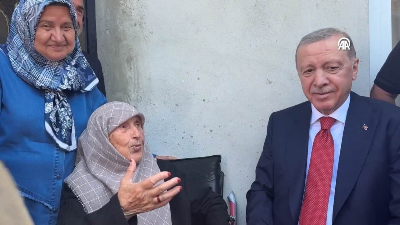 Foto - Baba ocağında anlamlı ziyaret! Cumhurbaşkanı Erdoğan komşularını yine unutmadı