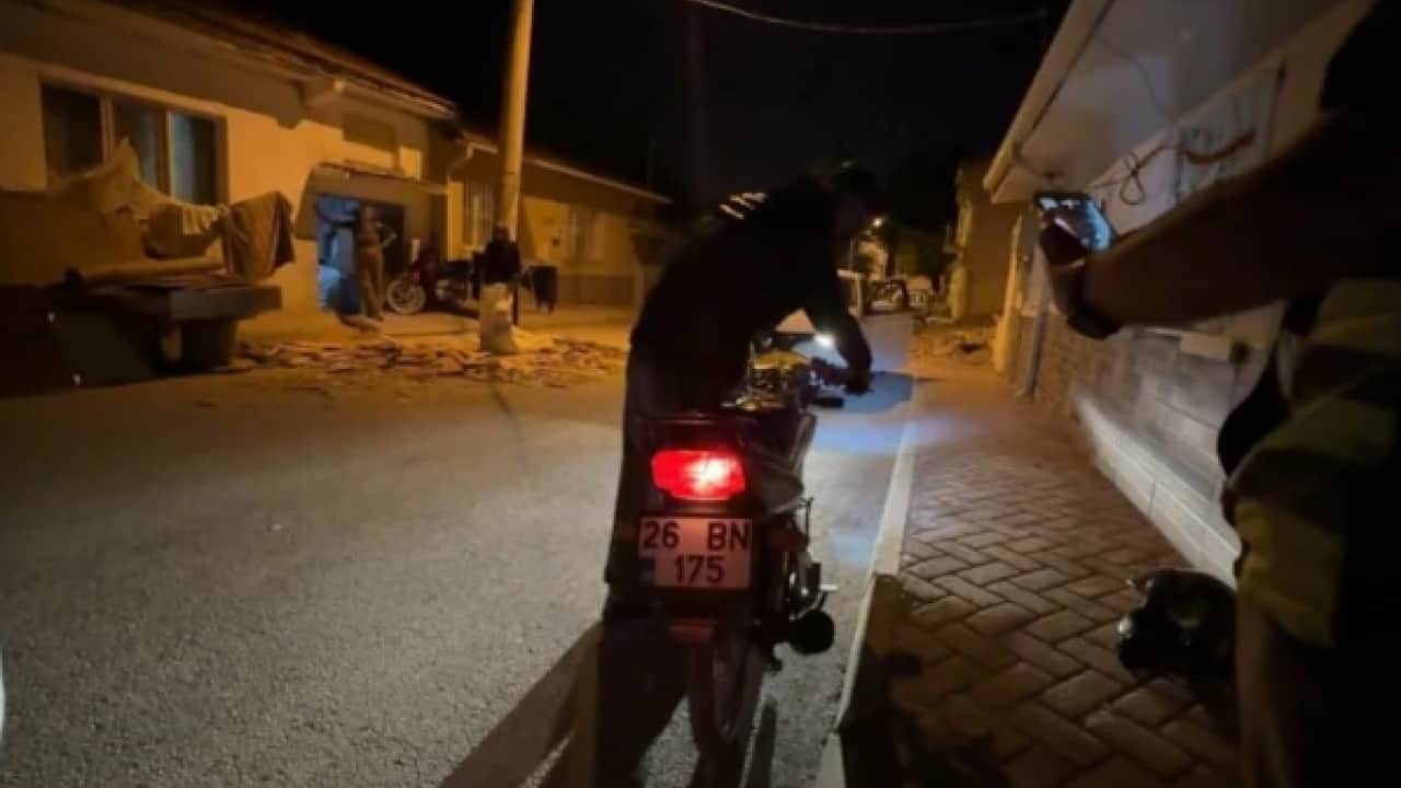 Foto - Bu kez baba sözü dinlemek pahalıya patladı: 200 bin lira ceza yedi!