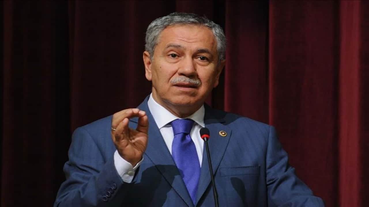 Foto - Bahçeli "Tek kelimeyle rezalettir" demişti! Barzani’nin ortalığı karıştıran Türkiye ziyaretine Bülent Arınç’tan dikkat çeken yorum