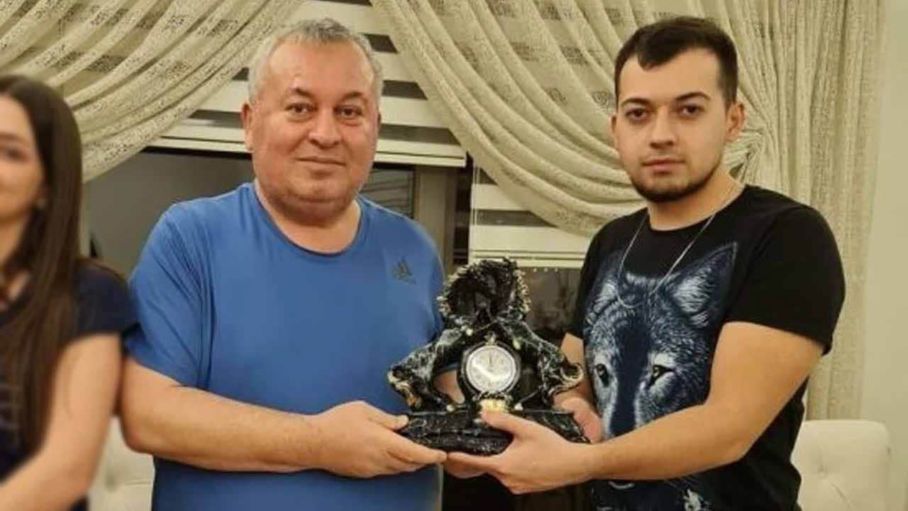 Foto - Bak sen Enginyurtlara bak... Bu mekan hangi parayla alındı Cemal?