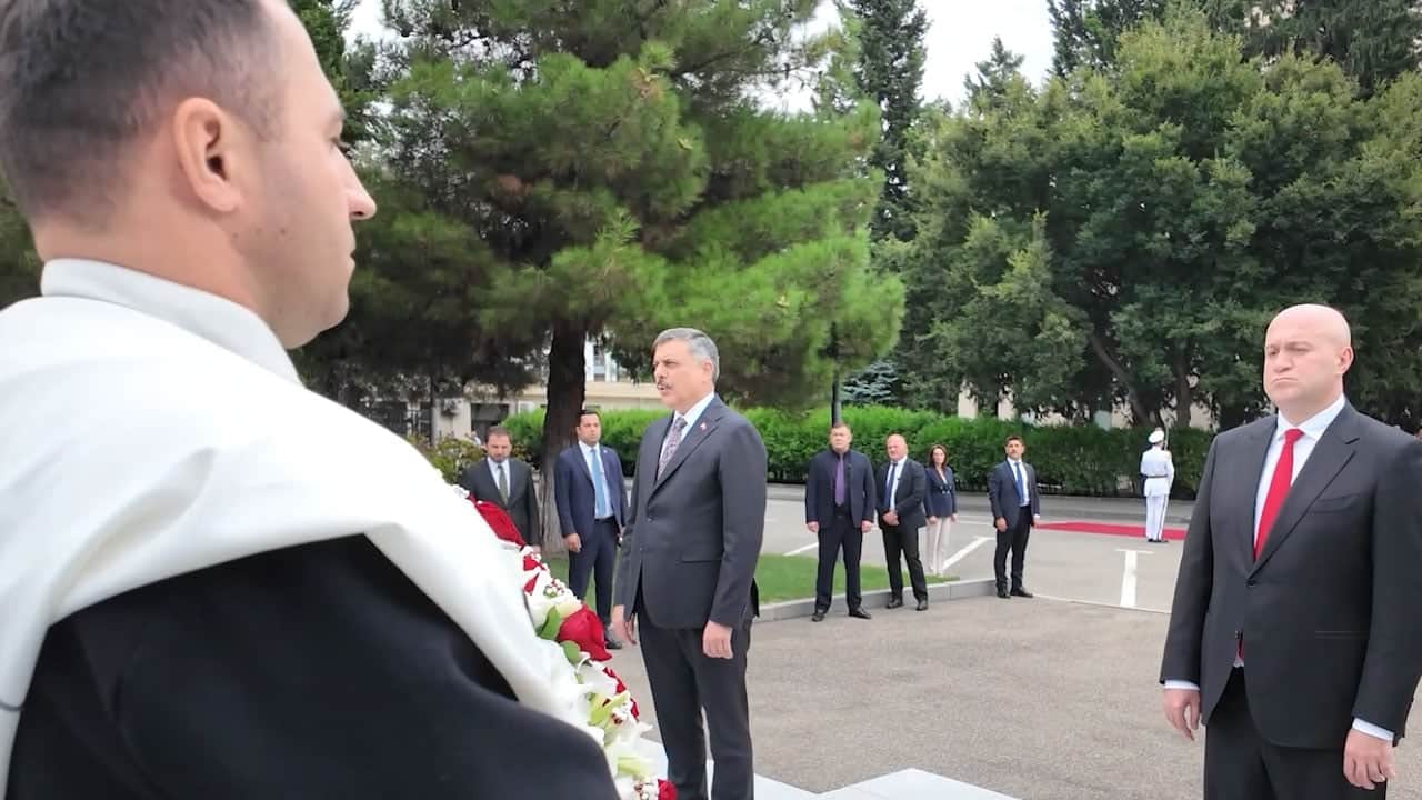 Foto - Bakan Çiftçi görevi başında hayatını kaybeden polisleri andı, dua etti!
