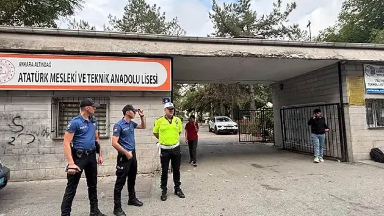 Foto - Bakan Çiftçi talimatı verdi: 81 ilde ekipler sahaya indi! Okul çevrelerinde denetimler artırılıyor