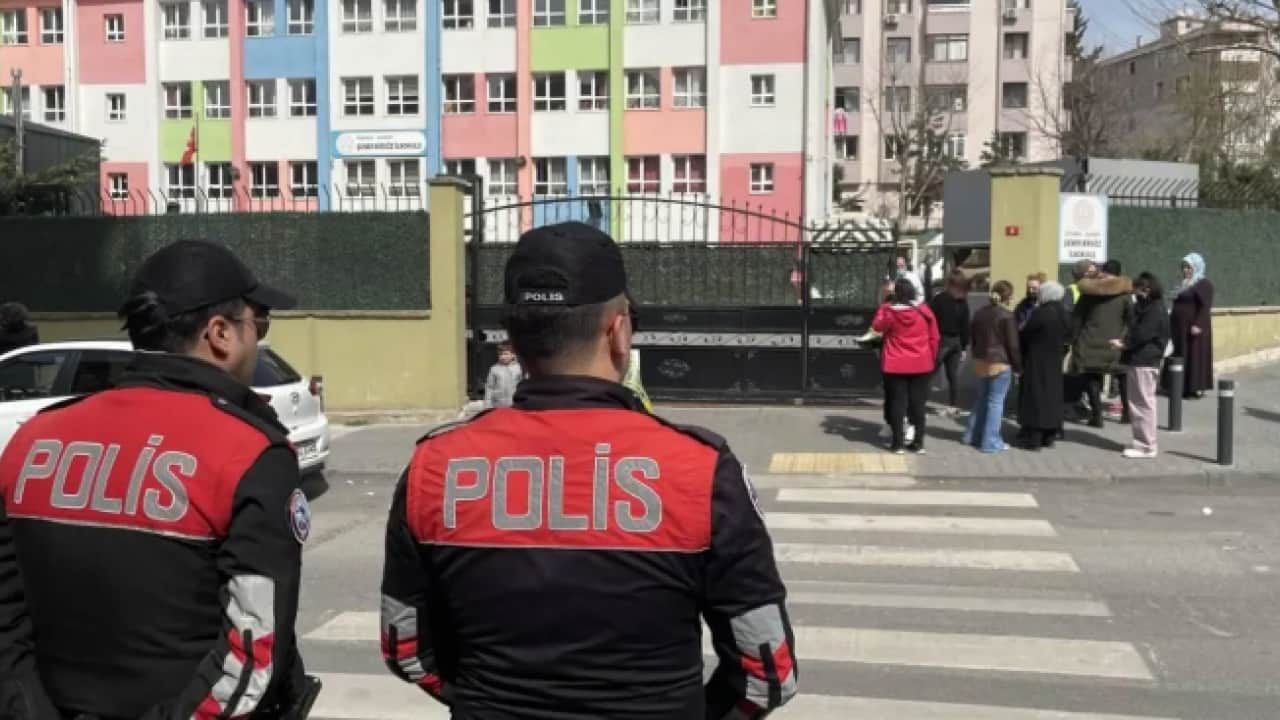 Foto - Bakan Çiftçi talimatı verdi: 81 ilde ekipler sahaya indi! Okul çevrelerinde denetimler artırılıyor