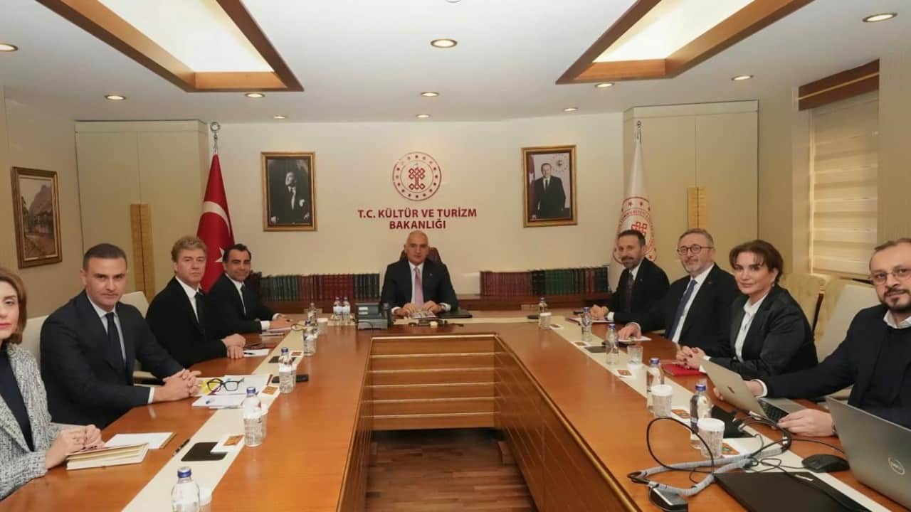 Bakan Ersoy 2026 Türkiye Kültür Yolu Festivali çalışmalarını resmen başlattı: Bu yı 26 şehirde festival var...