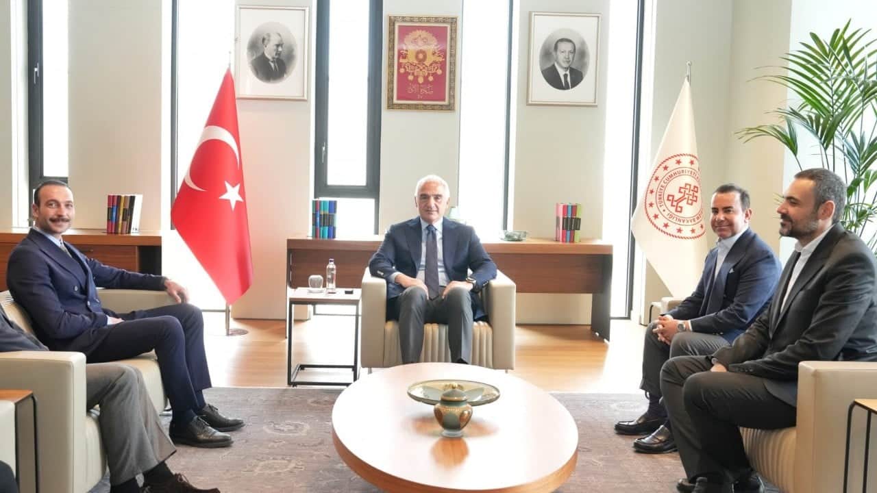 Foto - Bakan Ersoy, Görkem Sevindik ile bir araya geldi: Tehditlere karşı ortak duruş!