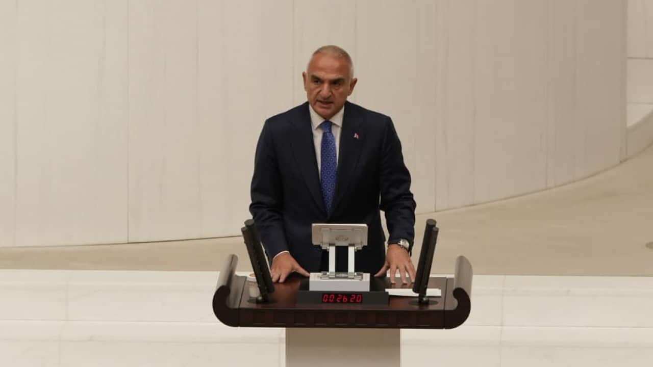 Foto - Bakan Ersoy TBMM Genel Kurulu'nda: Turizmde küresel liderliğe yürüyoruz 64 milyar dolar hedefini yakalayacağız