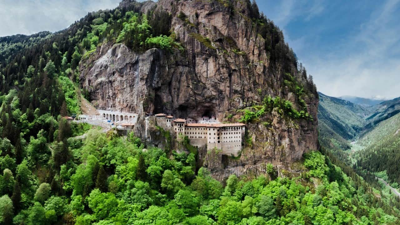 Foto - Bakan Ersoy'dan dünya turizm günü mesajı