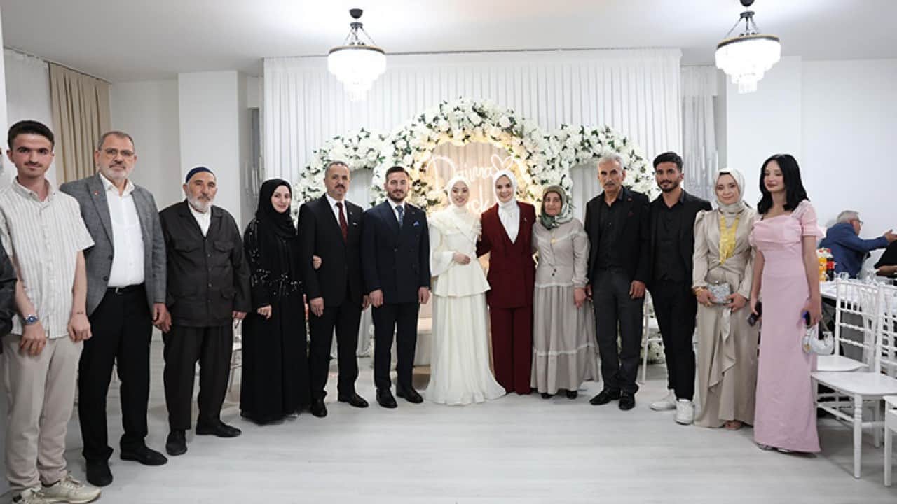 Foto - Bakan Göktaş duyurdu! Genç çiftlere sağlanan destek 10 milyar lirayı aştı