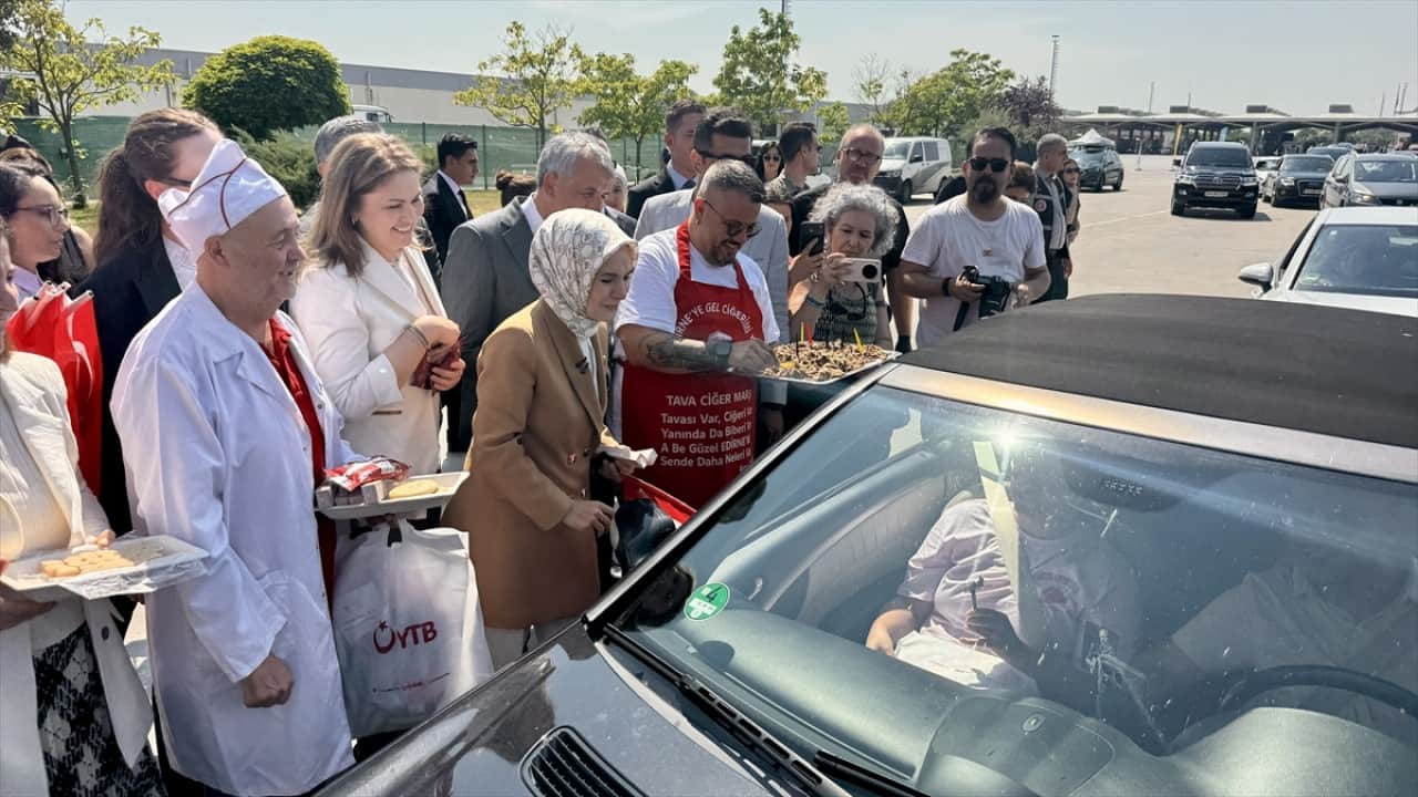 Foto - Bakan Göktaş Kapıkule'de karşıladı Gurbetçiler başımızın tacı