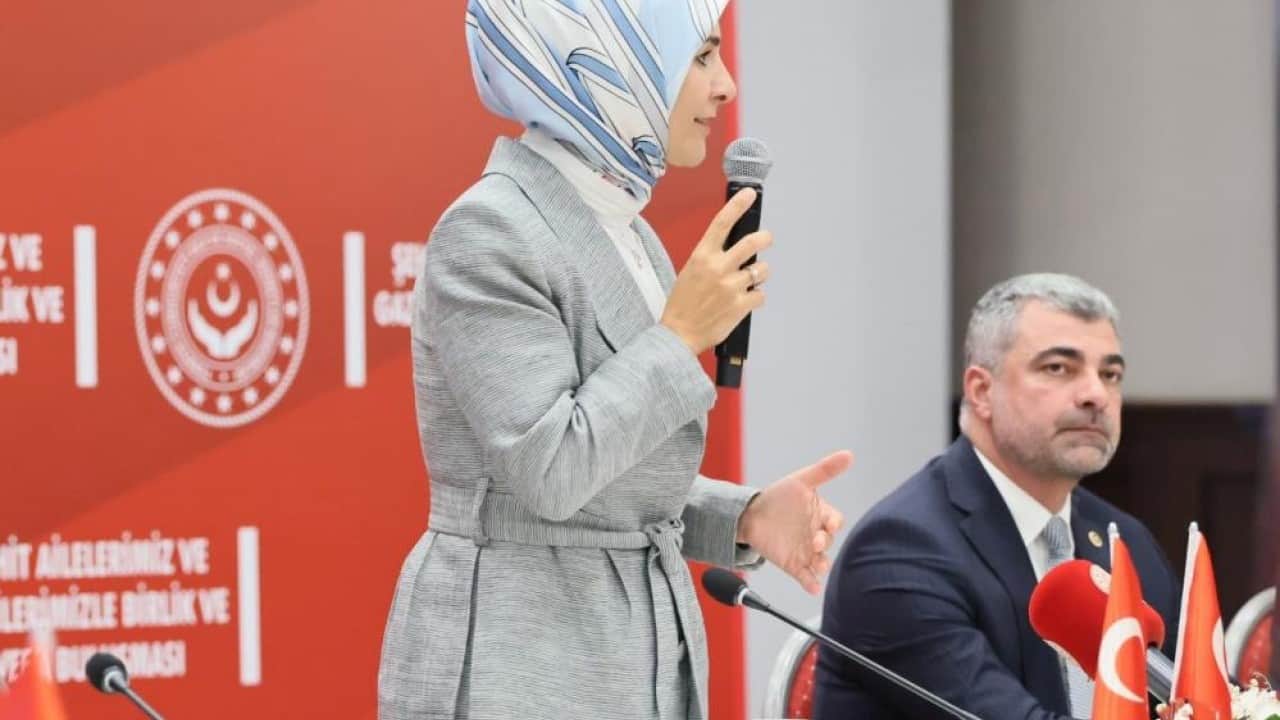 Foto - Bakan Göktaş: Şehitlerimiz gazilerimiz sayesinde buradayız Beraber oldukça daha güçlü olacağız