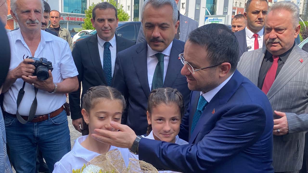 Foto - Bakan Gürlek’ten CHP’lilere ve çetelere net uyarı: Kimse Türkiye’den büyük değildir