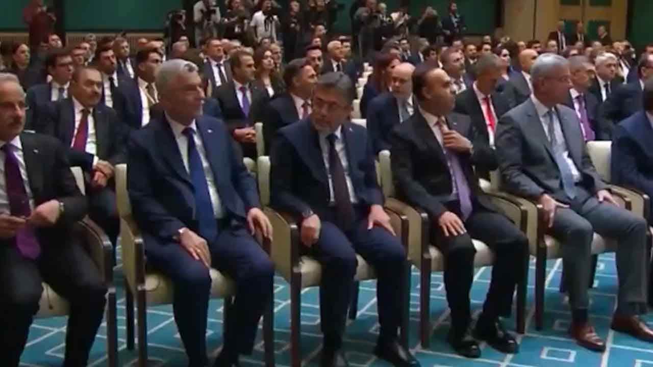 Foto - Bakan imzalamayı reddetti! Erdoğan şaşırdı, Başbakan 'çabuk imzala' dedi, şok eden İran detayı