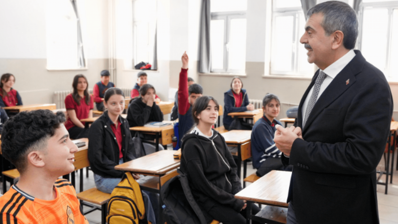 Foto - Bakan Tekin, tedbirleri açıkladı: Okullarda yeni güvenlik dönemi