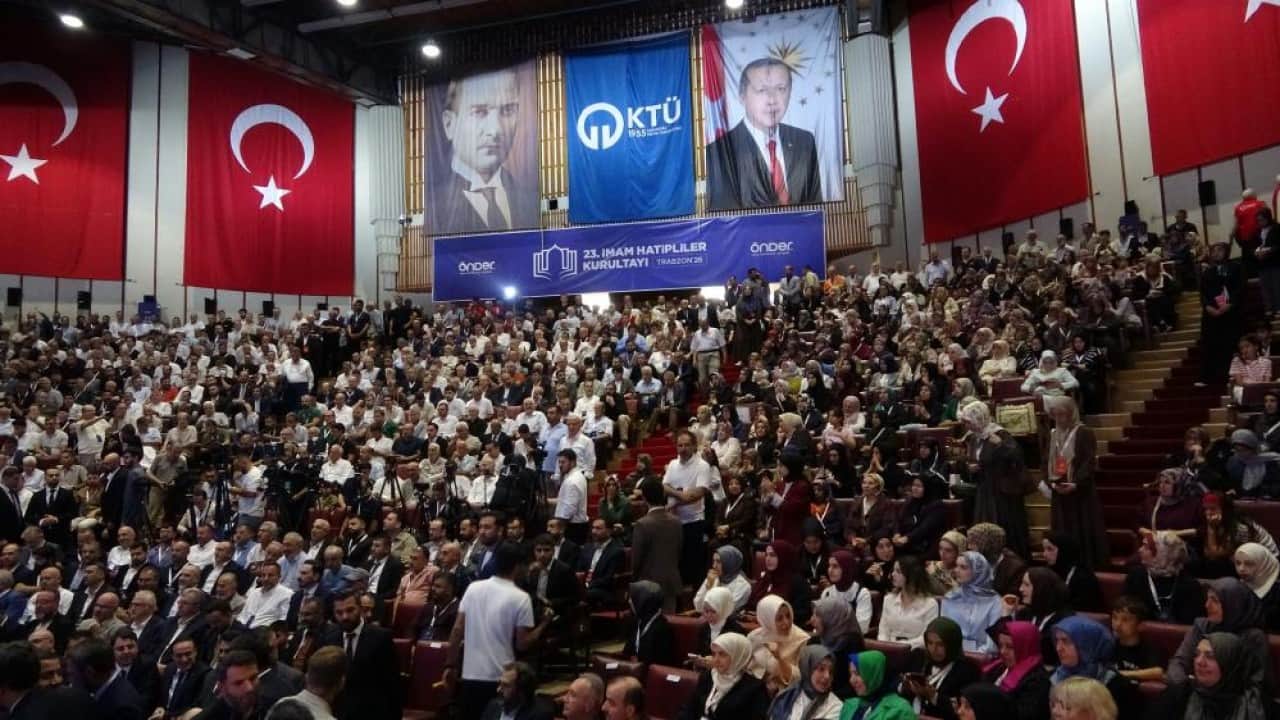 Foto - Bakan Tekin'den yapay zeka çıkışı Çocuklarımız tehlike altında
