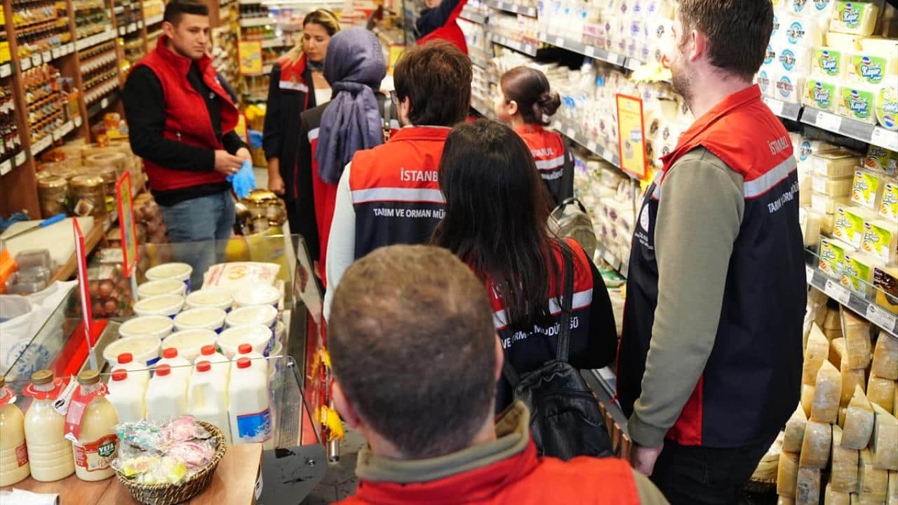Foto - Bakan Yumaklı açıkladı: 756 bin gıda denetimi yapıldı, 1,6 milyar lira ceza kesildi