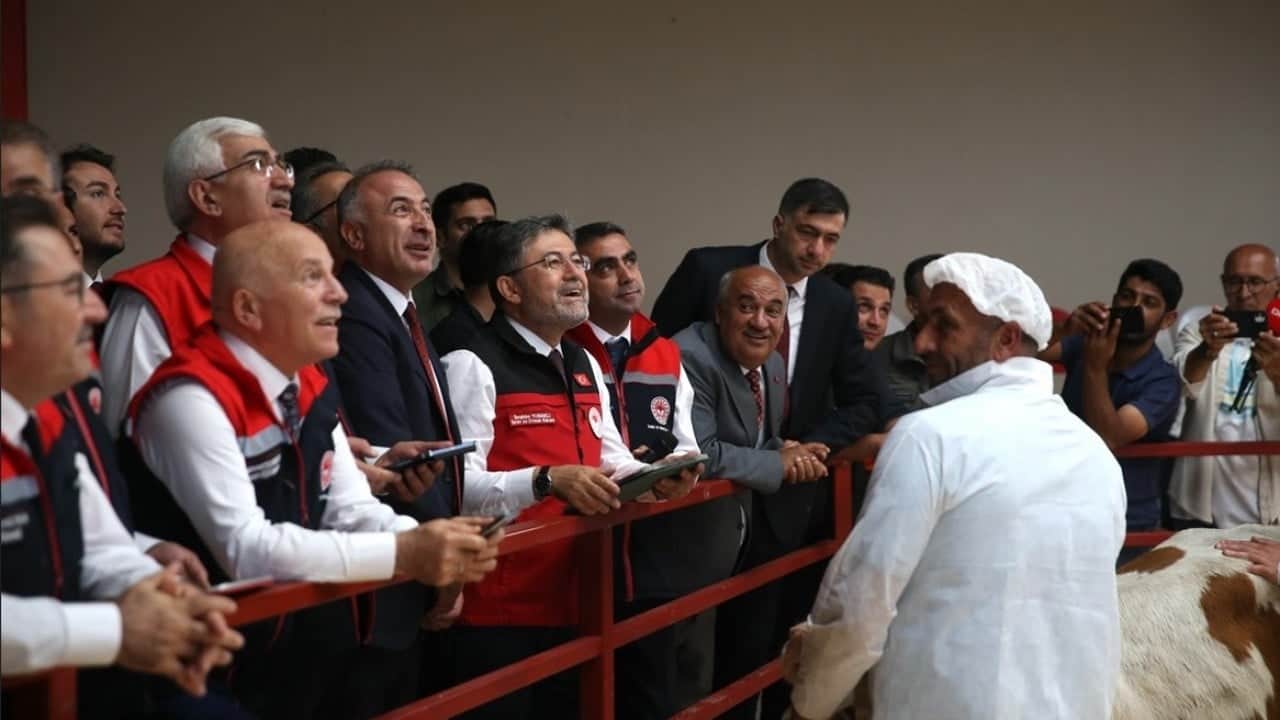 Foto - Bakan Yumaklı yetiştiricilere müjdeyi verdi: Ücret alınmayacak