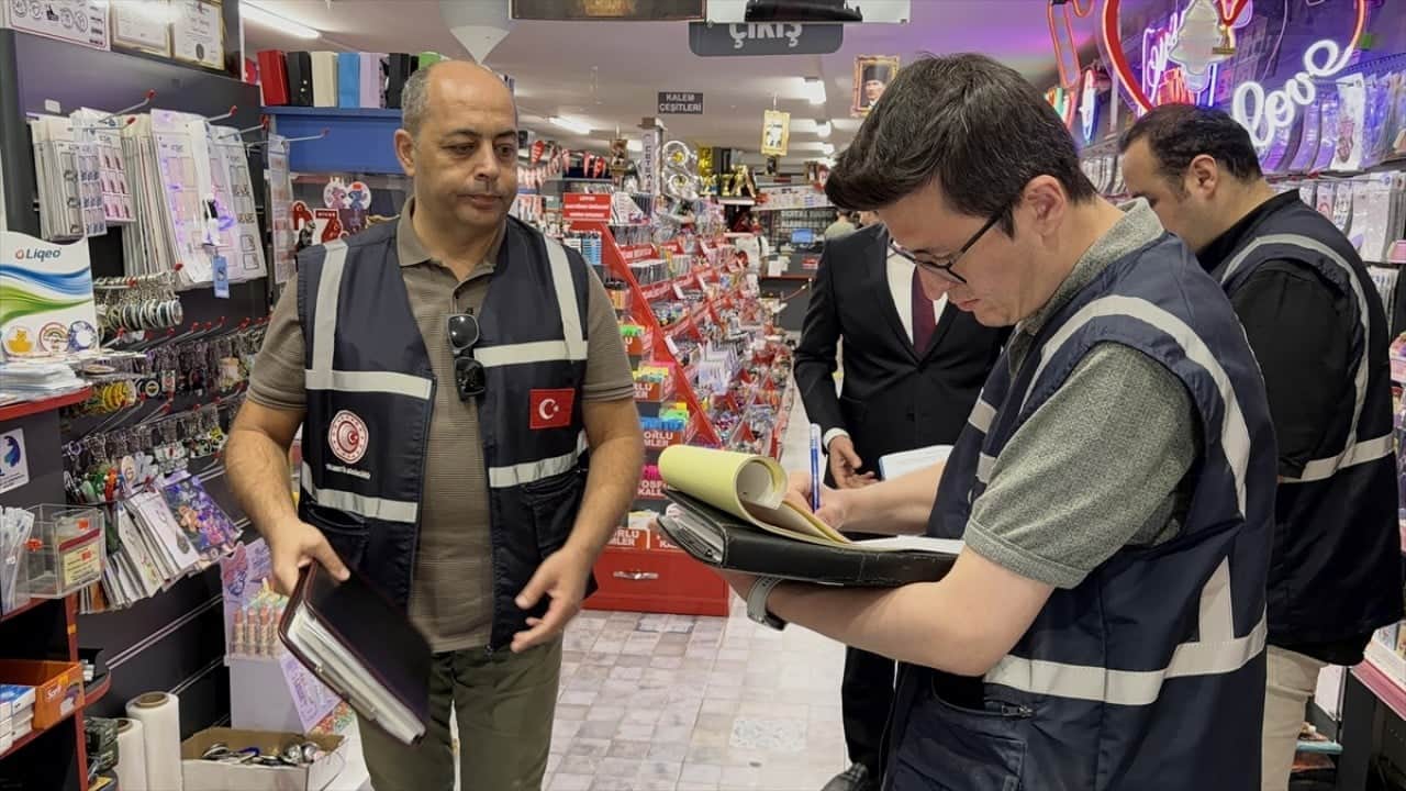 Foto - Bakanlık denetimde! Kırtasiye ve okul ürünleri inceleniyor