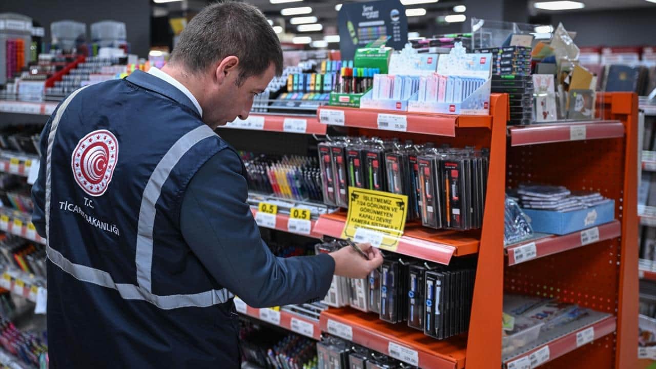 Bakanlık denetimde! Kırtasiye ve okul ürünleri inceleniyor