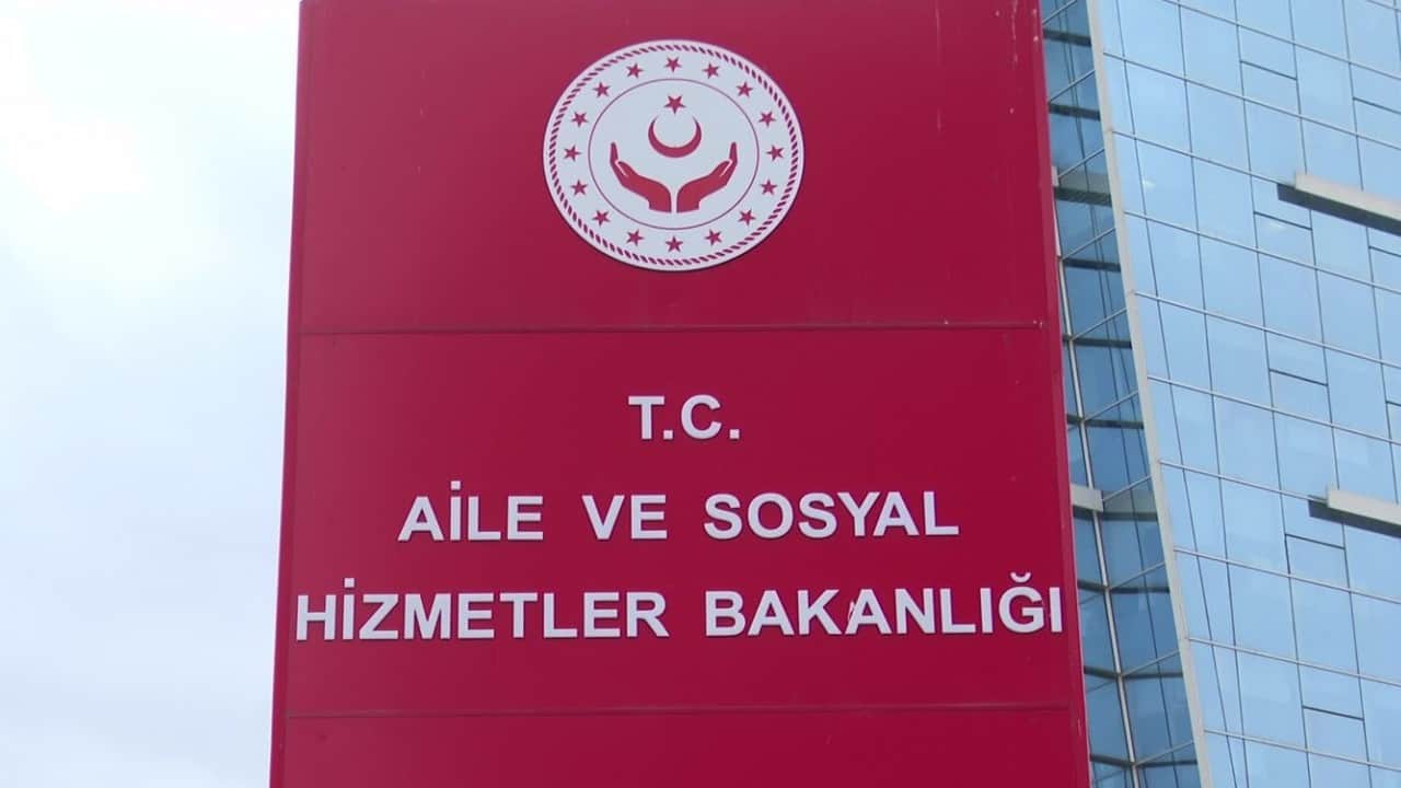 Foto - Bakanlıktan ailelere ücretsiz danışmanlık desteği