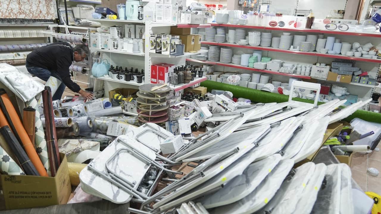 Foto - Balıkesir'deki depremde korkulan olmadı ama... Deprem fırtınasına dikkat uyarısı geldi...