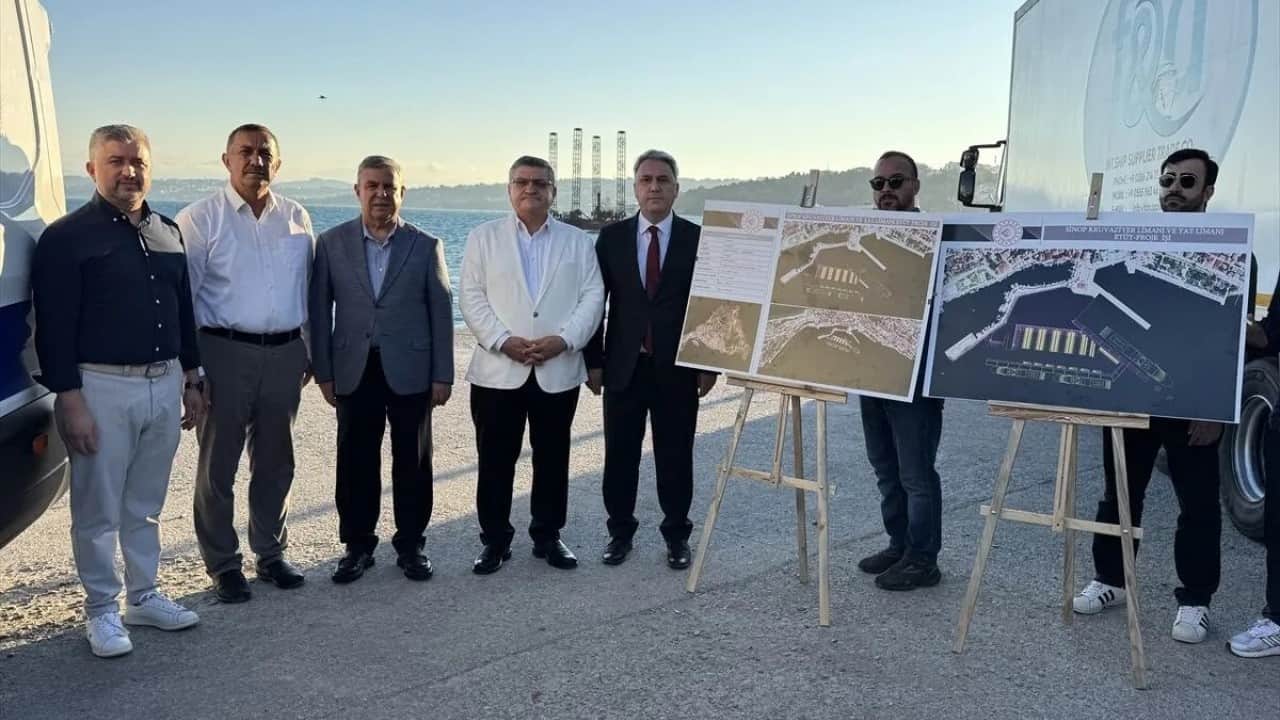 Foto - ‘Balıklar ürküyor’ diyen kafaların… Turistler ürkecek demeleri an meselesi!