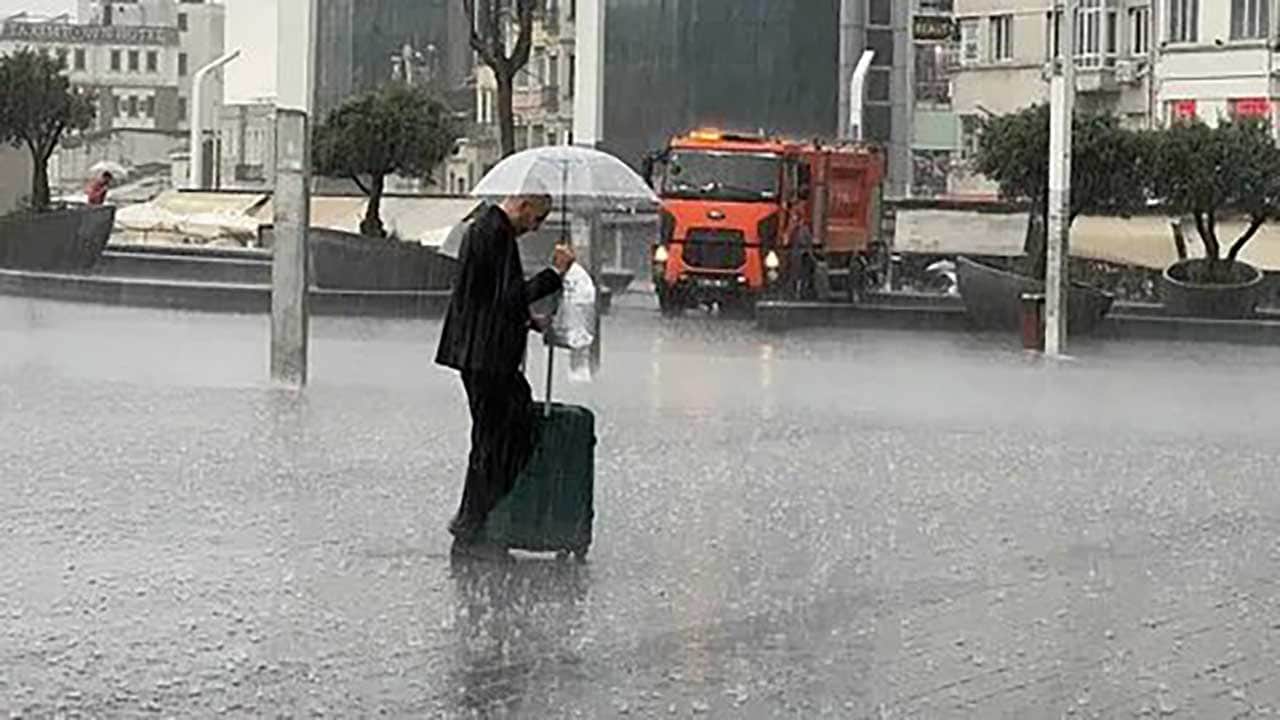 Foto - Balkanlar'dan gelen soğuk hava dalgası İstanbul'u vurdu! AKOM'dan peş peşe kritik uyarılar!