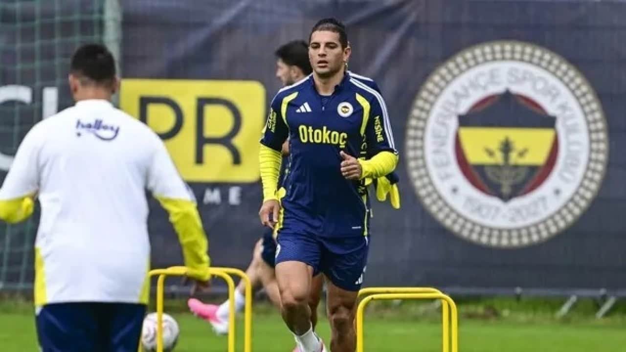 Foto - Başkan dediğin böyle olur! Aziz Yıldırım, Fenerbahçelileri delirten futbolcuyu odaya kapatmış