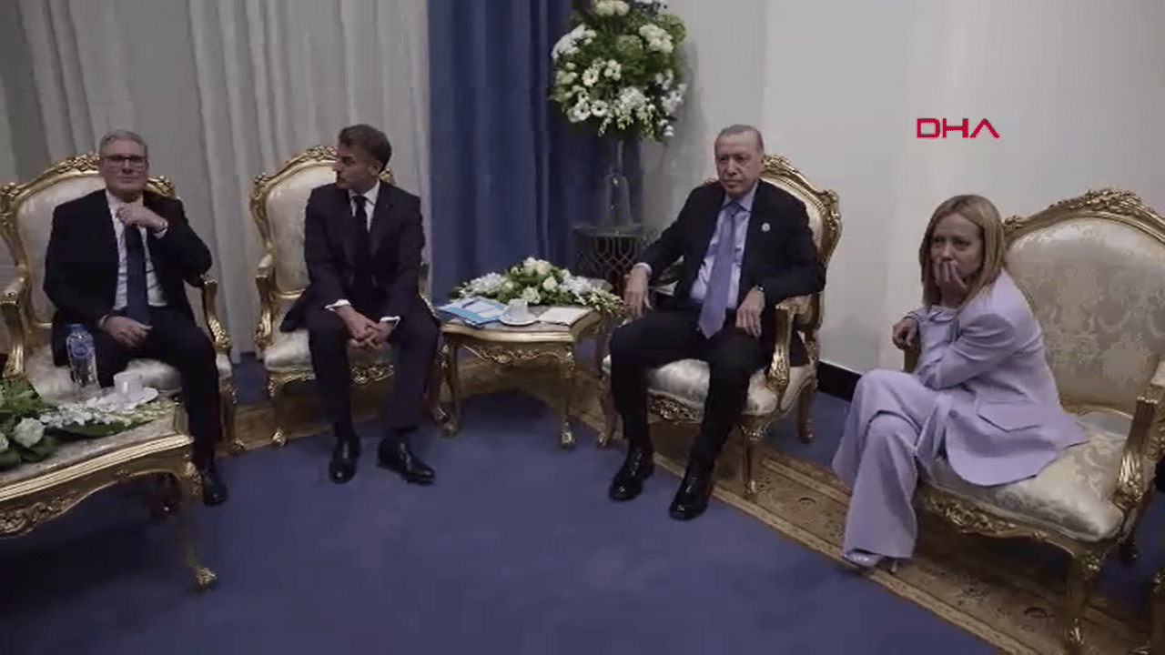 Foto - Başkan Erdoğan'dan Mısır'da diplomasi trafiği