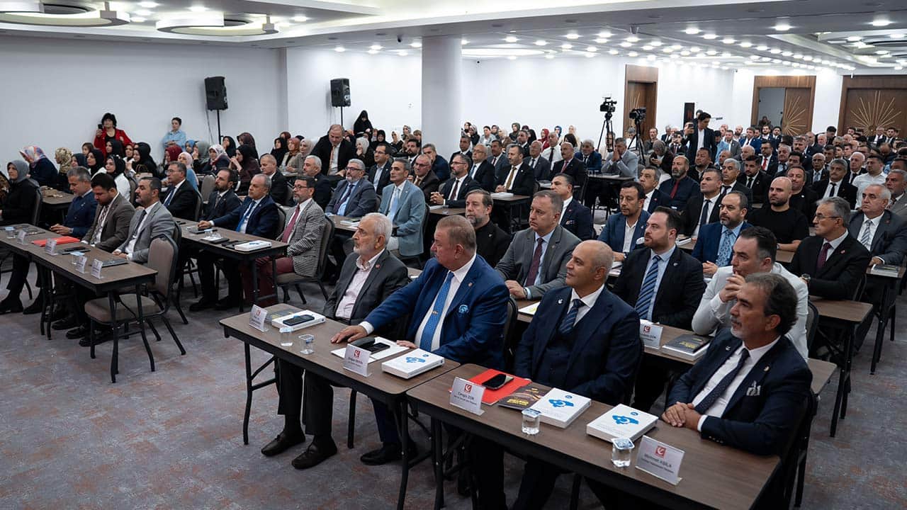 Foto - Başkan Erdoğan’ın çağrısına destek! Erbakan’dan nüfus tehlikesi uyarısı