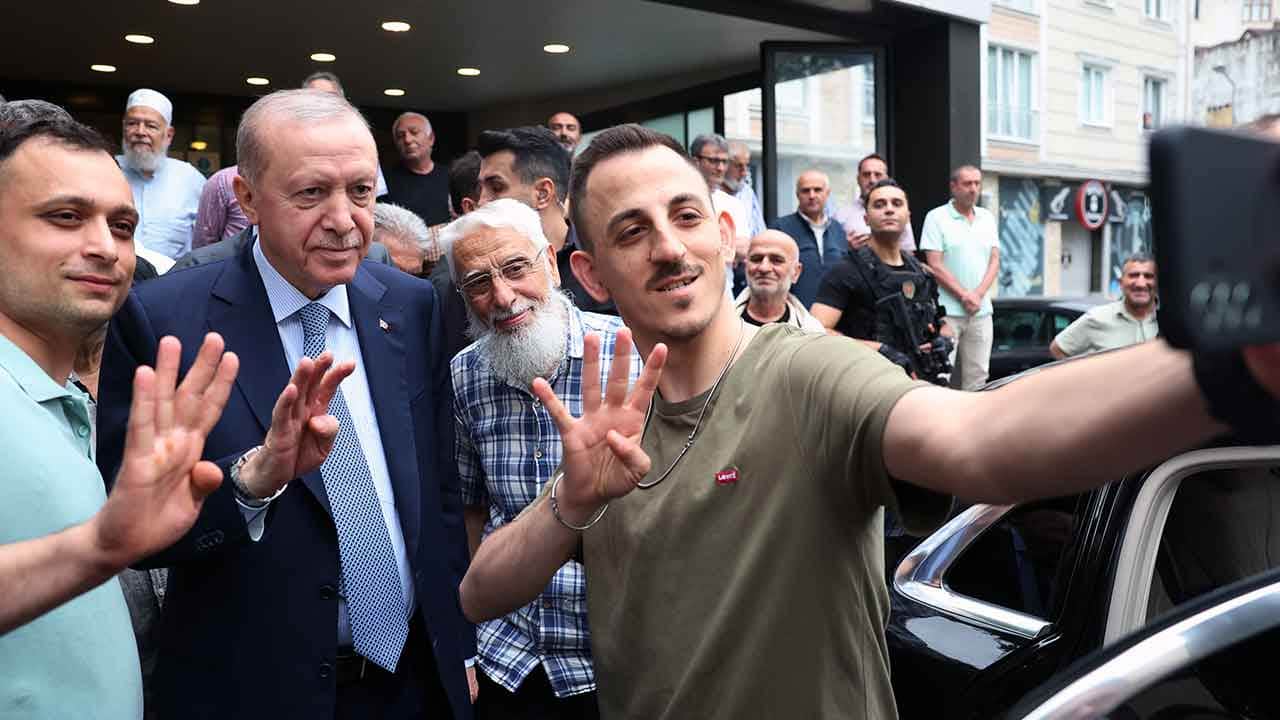 Foto - Başkan Erdoğan'ın sürprizi izdihama yol açtı: Vatandaşlar akın etti