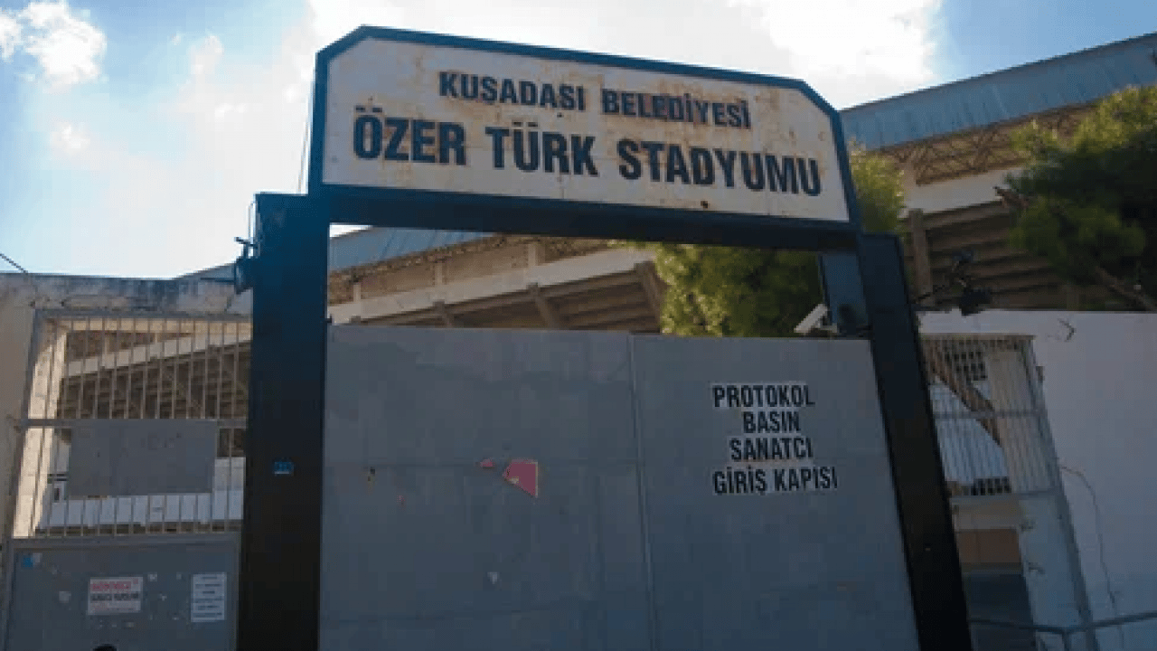 Foto - Başkanvekili Demirtaş iddialara cevap verdi: CHP’li Kuşadası’nda stadyum yıkılıp AVM mi yapılacak?