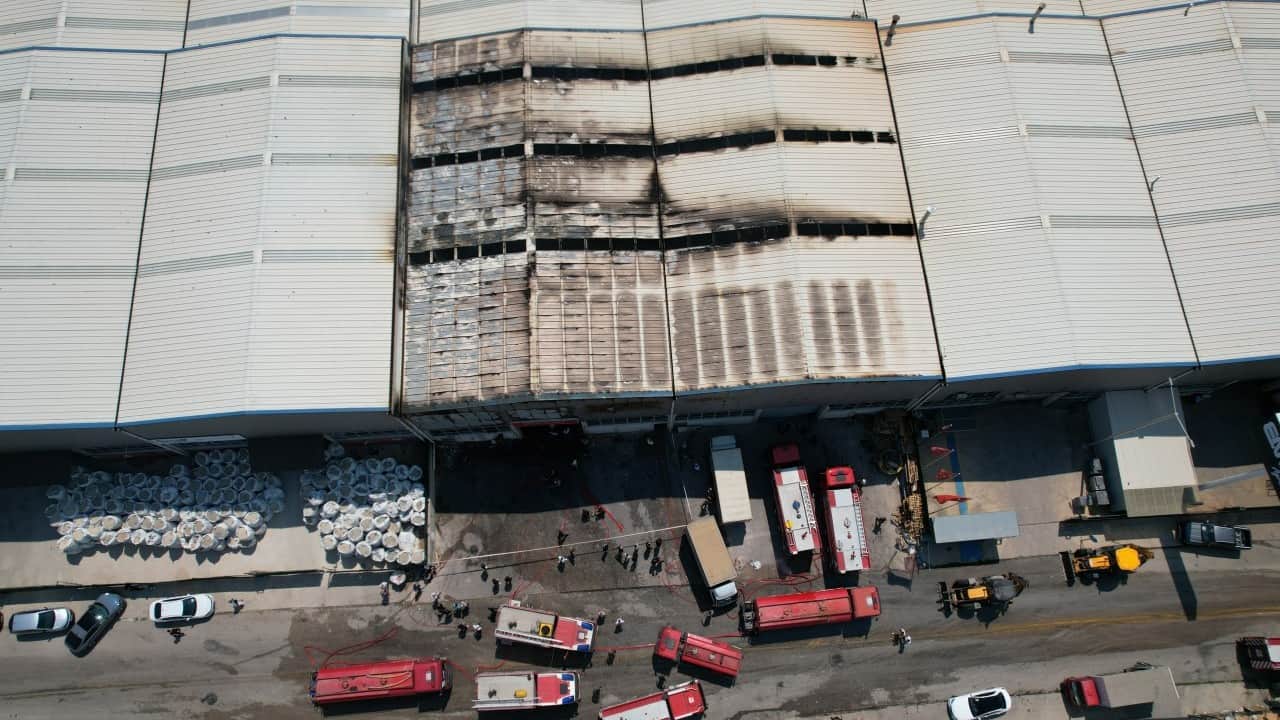 Foto - Başkentte büyük yangın! Kargo deposu cayır cayır yandı